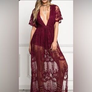 Elegant Burgundy Lace Maxi Dress